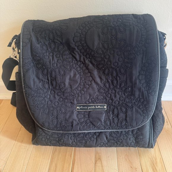 Petunia Pickle Bottom Black Diaper Bag - Picture 1 of 6